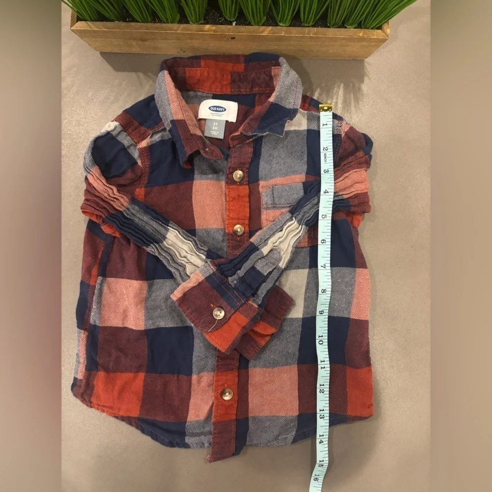 Old Navy Boys Size 3T Long Sleeve Red/Blue Plaid Button Down